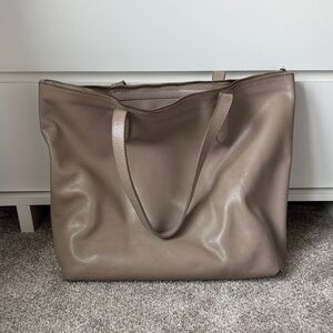 Cuyana Tan Leather Zipper Tote Bag